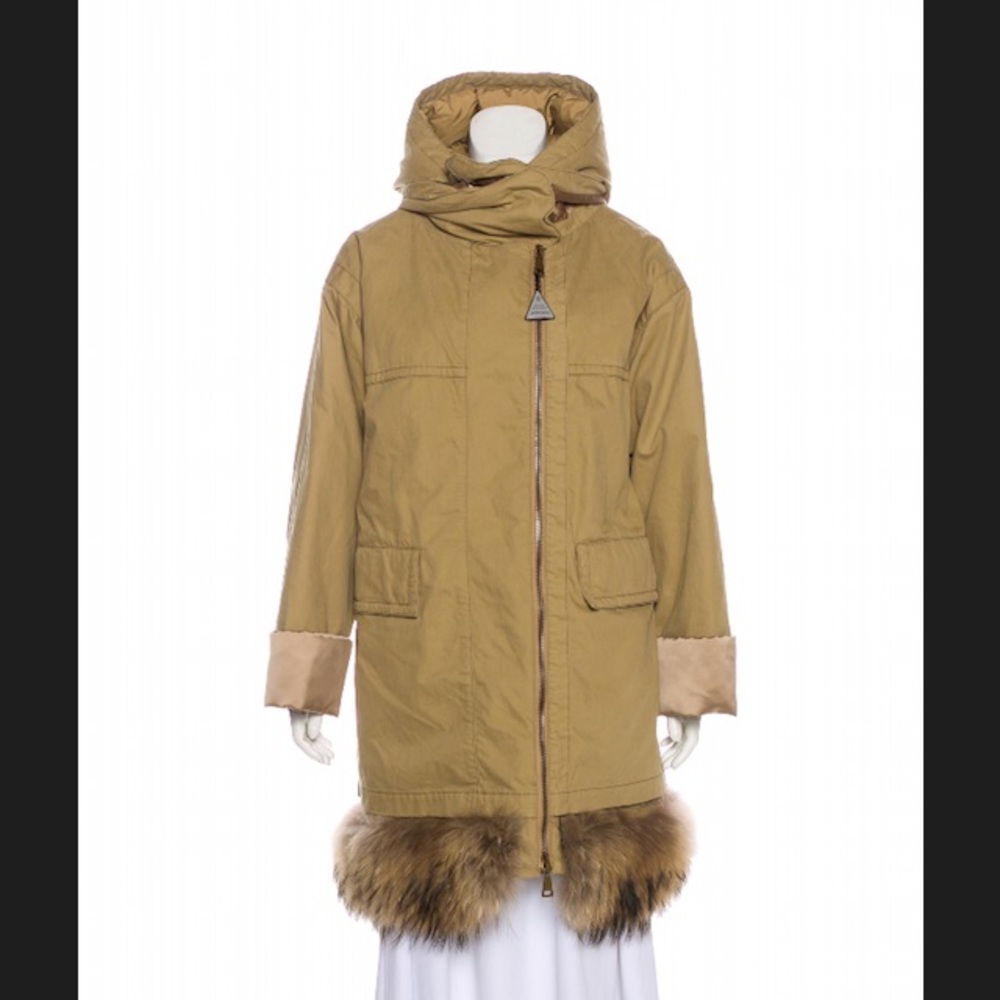 Like new moncler hooded down coat with fur